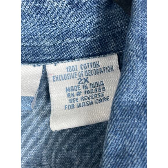 Club Z Denim Women's Christmas Denim Button Up Embroidered Stocking Size 2X - Picture 4 of 12